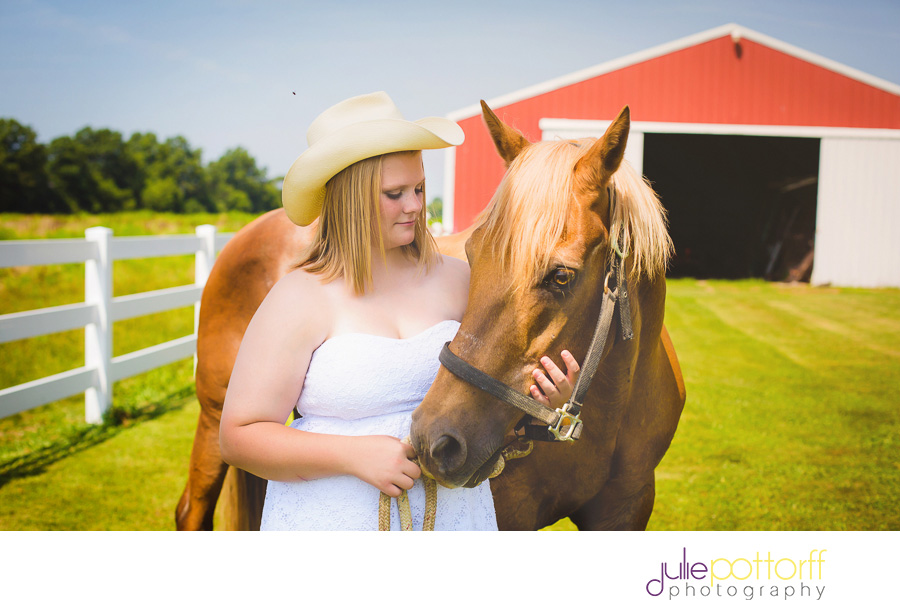 senior photos horses