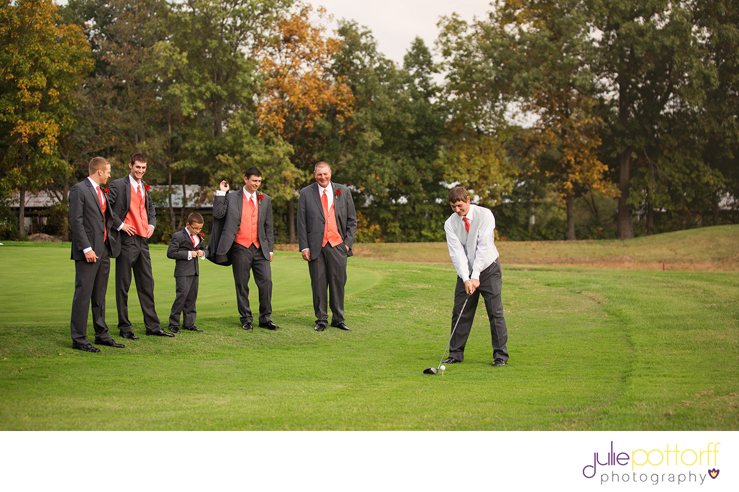 groomsmen golf wedding pics